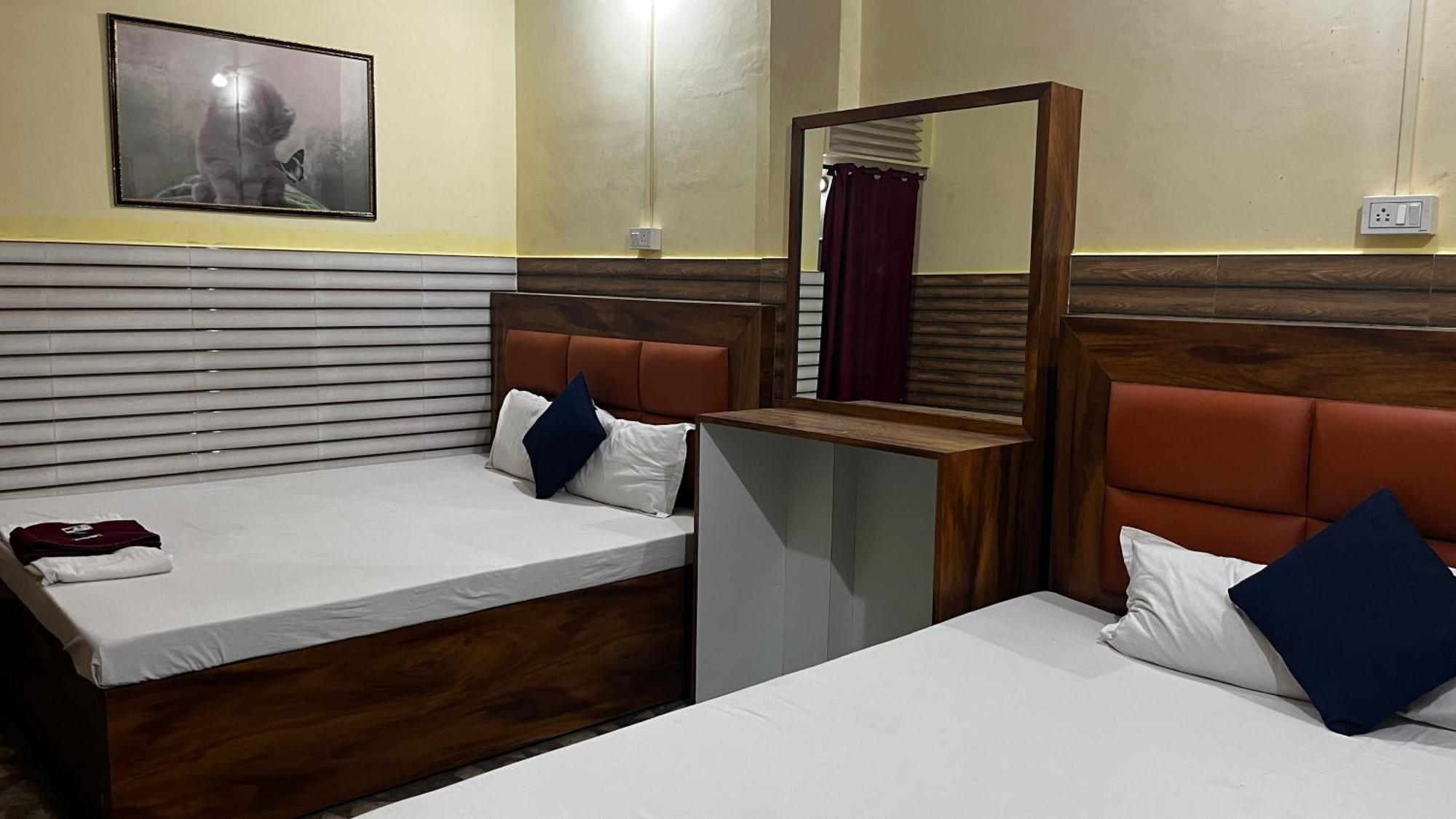 Hotel Raj Siliguri Exterior photo