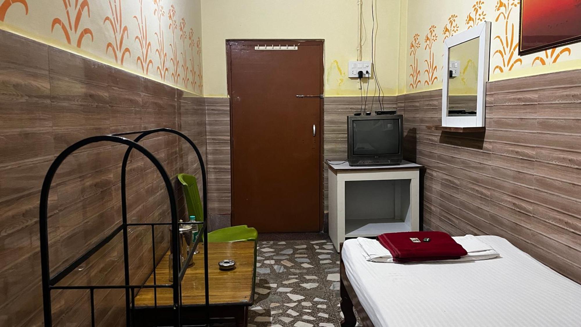 Hotel Raj Siliguri Exterior photo